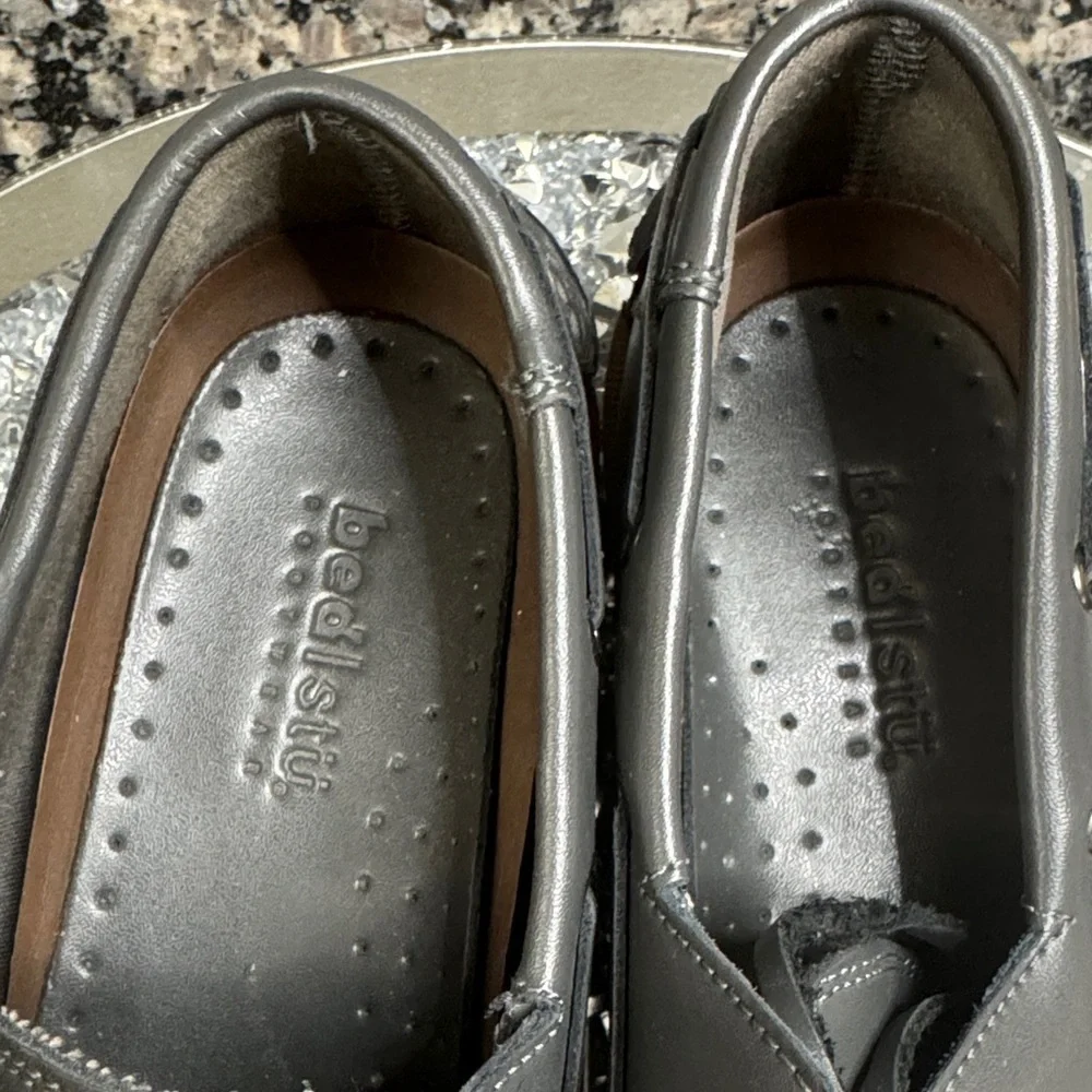 BED|STU Gray Leather Boat Shoes with Gum Sole EUC 9.5